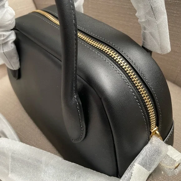 Coach Borough Bowling Bag in Colour Black And Coach customized Hangtag NWT - Picture 9 of 14